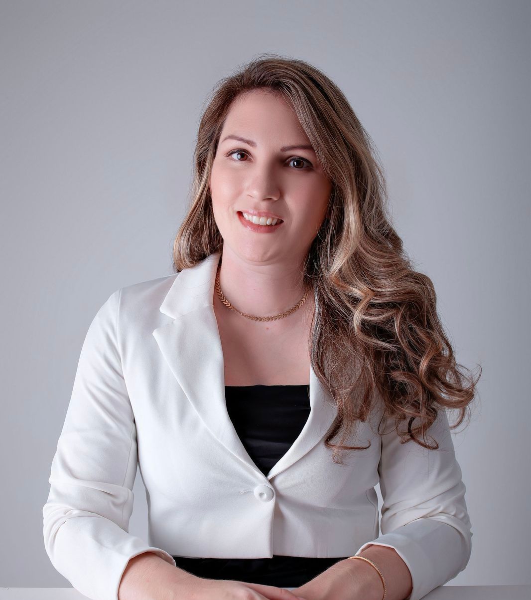 Fernanda Scheffer  | Especialista em Certificação ISO e Fundadora da Uni Global