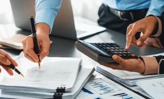 Background Uni Global